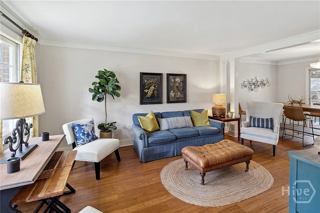 3 bed, 2.0 bath, 1531 sqft, $2,900 — Photo 4