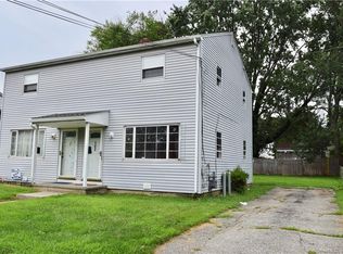 143 Larkin Ct, Stratford, CT 06615