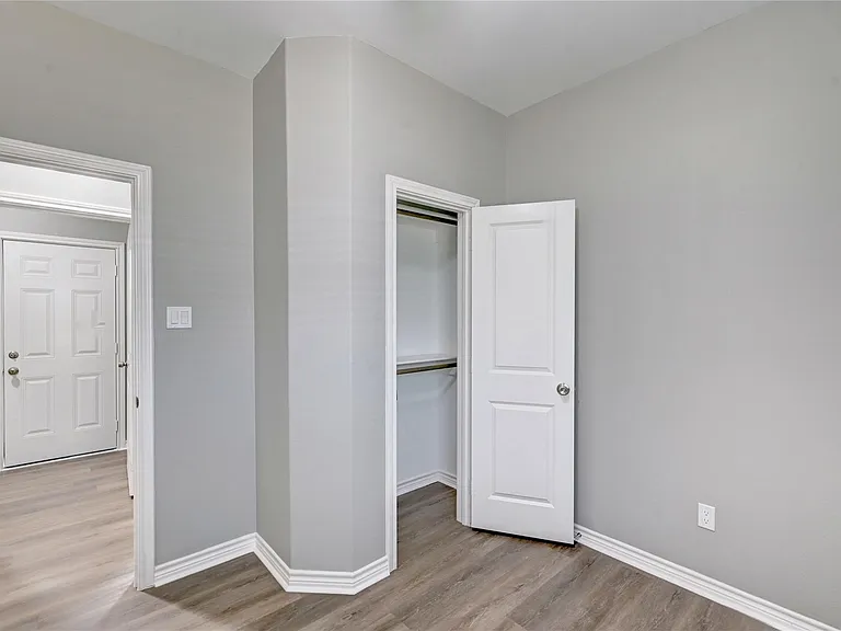 8695 Sassafras St — Photo 13
