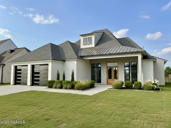 212 Sabal Grove Ln, Youngsville, LA 70592