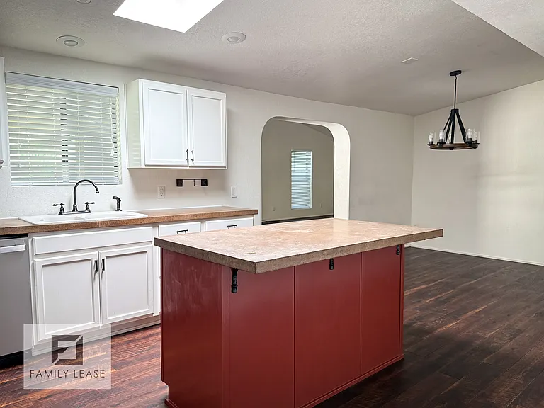 3700 S Serena Ln — Photo 15