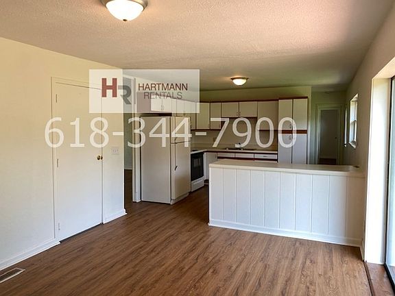 3rd image of 1633 Vfw Rd