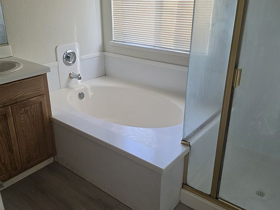 3rd image of 3231 Strickland Dr