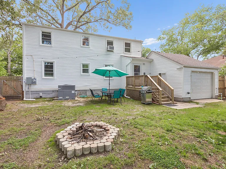 1016 Warwick Ave — Photo 26