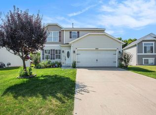 3801 Creek Way Dr SE, Kentwood, MI 49512