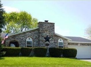 681 Augusta Dr, Fairborn, OH 45324