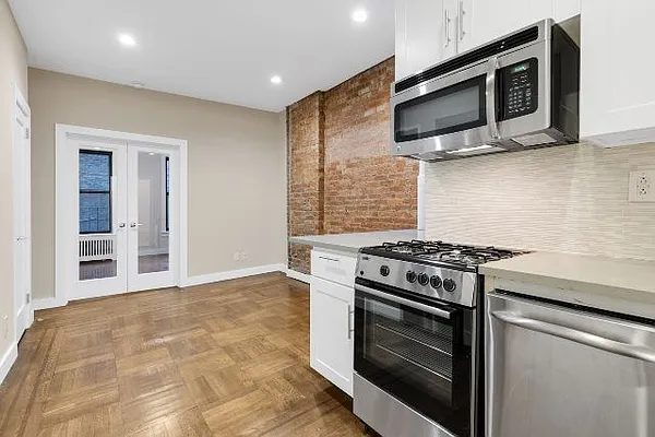 Rented by Cooper & Cooper Real Estate | media 12