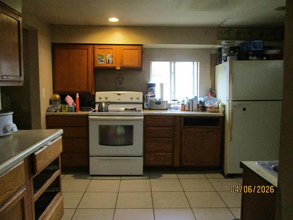 2nd image of 5792 Howell Rd