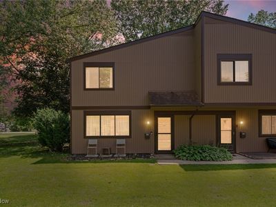 26749 Lake Of The Falls Blvd, Olmsted Falls, OH, 44138
