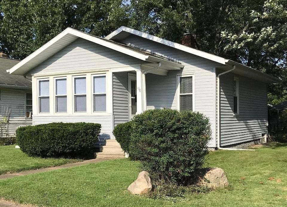 1st image of 136 Delorenzi Ave