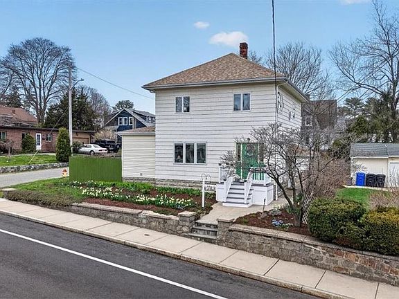 2nd image of 102 Willett Ave