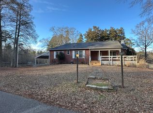 520 Television Rd, Columbus, MS 39705