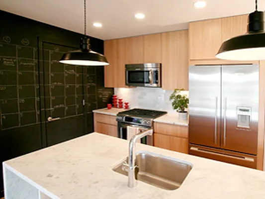 Sold by Corcoran | media 21