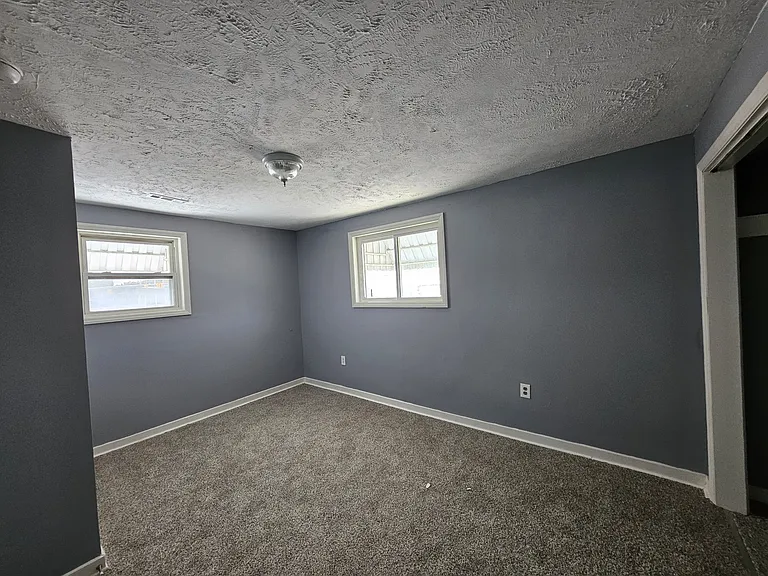 108 Carter St #A — Photo 3