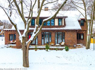 935 Huntington Rd, East Lansing, MI 48823