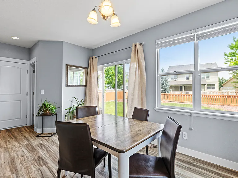 1552 Edenbridge Dr — Photo 10