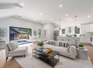 3420 Rocky Point Rd, East Marion, NY 11939