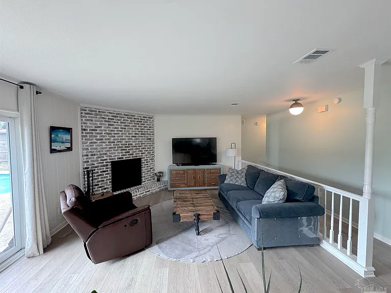 3585 Riddick Dr — Photo 12