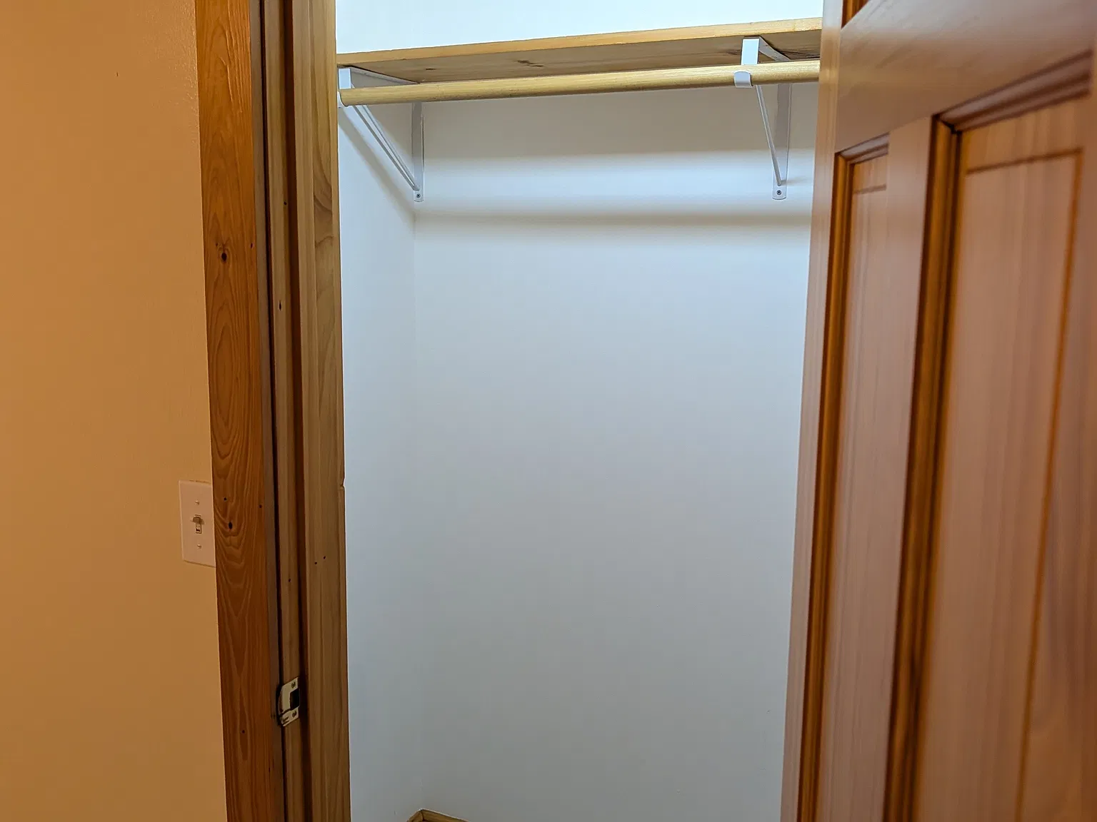1411 W G St — Photo 3