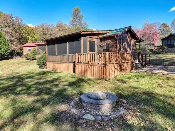 74 Frontier Way, Blairsville, GA 30512