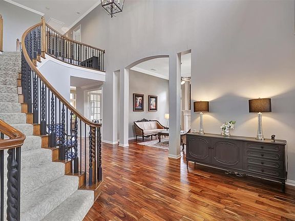 4th image of 1204 Kirkcaldy Ct