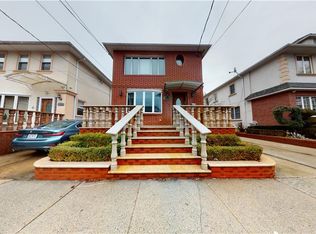 1764 E 17th St, Brooklyn, NY 11229