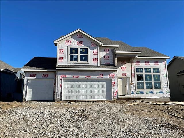 2nd image of 859 Canyon Ln