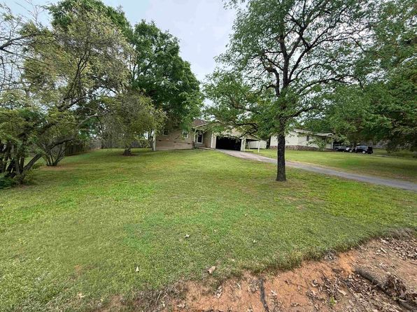 205 NW 17th St, Atkins, AR 72823