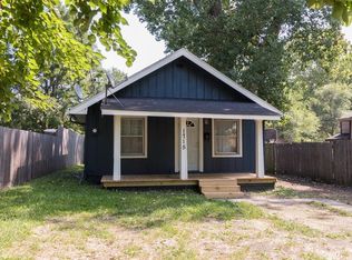 1715 E 28th St, Des Moines, IA 50317