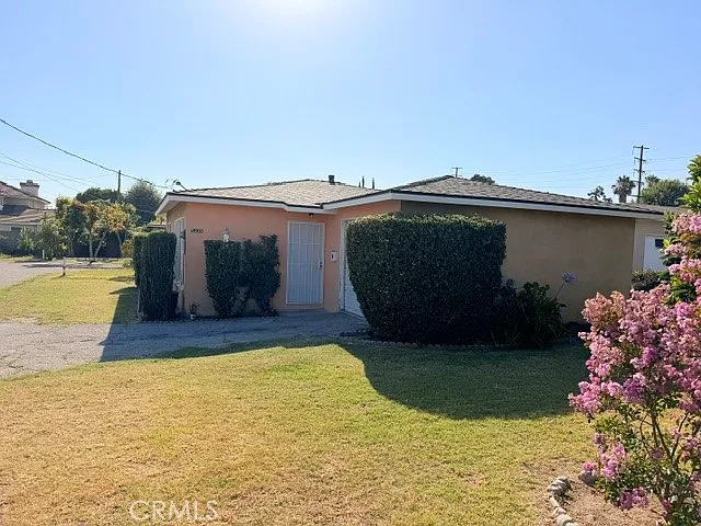 5335 El Monte Ave — Photo 1