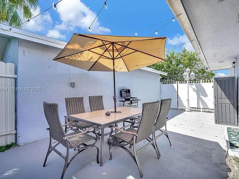 25420 SW 124th Pl #1A — Photo 25