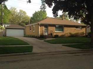 1001 E Frances St, Appleton, WI 54911