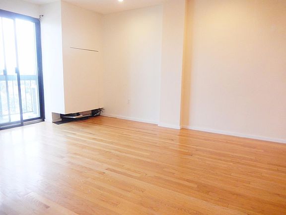 3rd image of 90 Quincy Shore Dr APT 721A