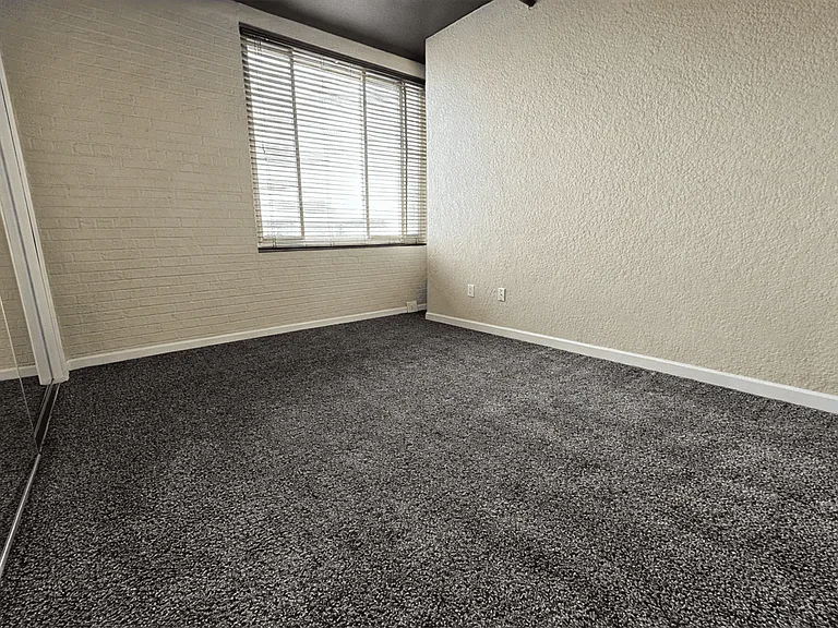 159 W Pearl St #402 — Photo 12