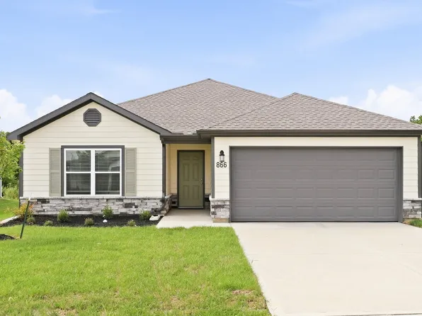 866 N Pear St, Gardner, KS
