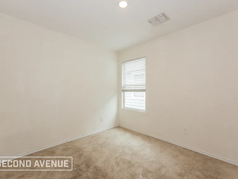 8738 Texas Risinger Dr — Photo 15