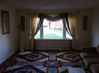 1111 E Algonquin Rd APT 10, Arlington Heights, IL 60005