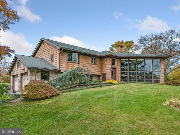 164 Schoolhouse Rd, Pottstown, PA 19465
