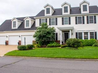 50921 Rothbury Dr, Granger, IN 46530