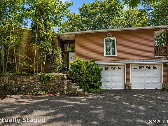2nd image of 34 Farm Hill Road