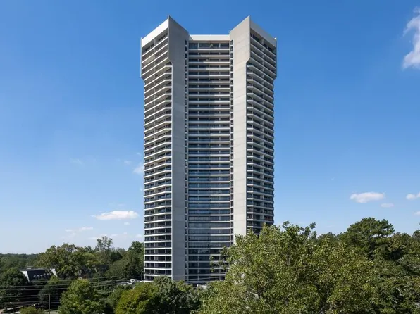 2660 Peachtree Rd NW APT 7F, Atlanta, GA 30305