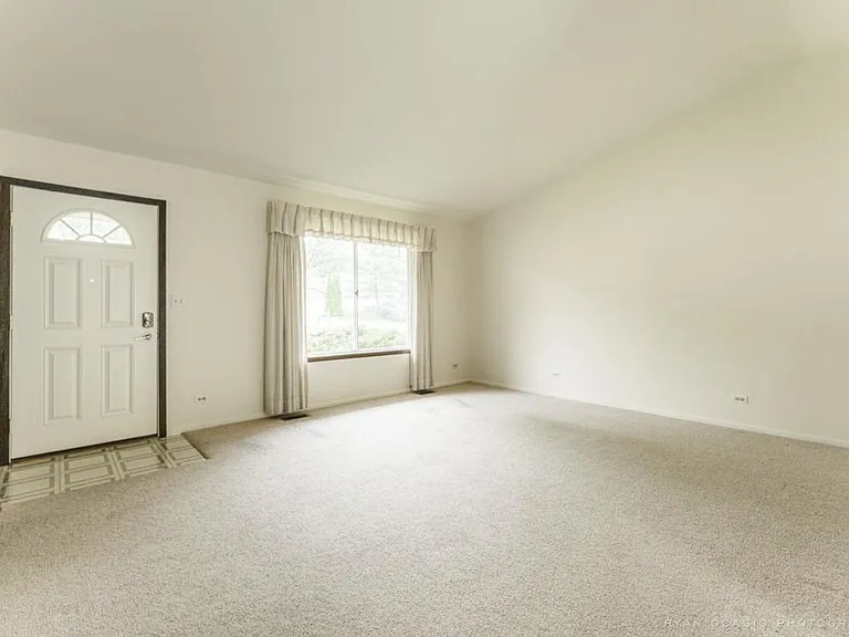 137 Lasalle Rd — Photo 5