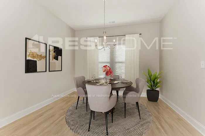 3 bed, 2.5 bath, 1811 sqft, $2,495 — Photo 4
