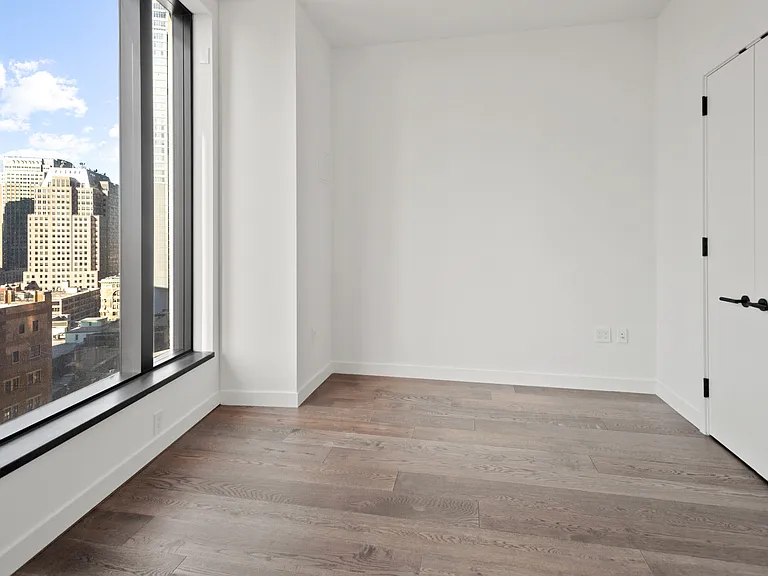 11 Hoyt St #19K — Photo 9