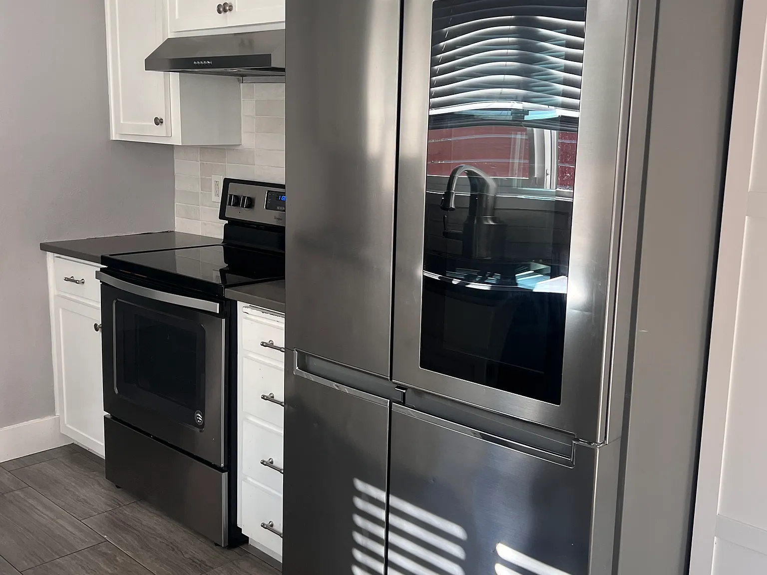 3 bed, 1080 sqft, $2,175 — Photo 4
