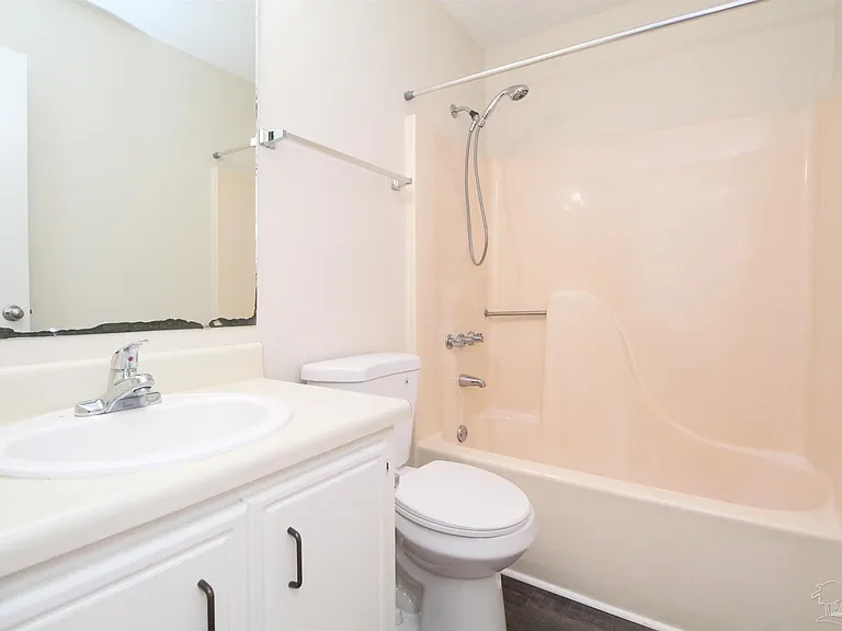 8126 Crystal Wells Pl — Photo 14
