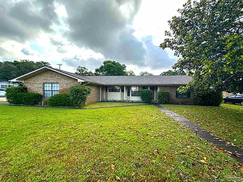 304 Arabian Dr Photo 1 304 Arabian Dr Photo 1