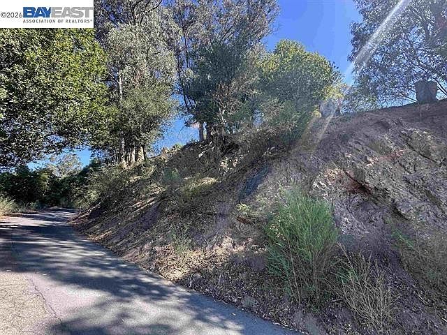 1st image of 0 Thorndale Dr