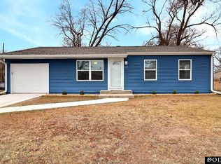 185 Pershing Rd, Fremont, NE 68025
