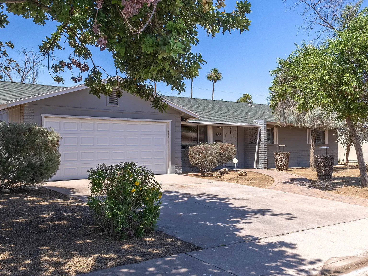 3 bed, 1462 sqft, $2,899 — Photo 3